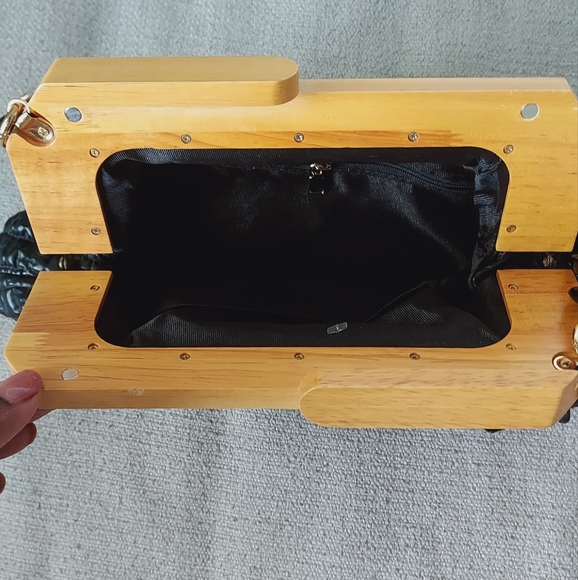 BC Handbags Quilted Wooden And Removable Shoulder Chain  Handbag - Picture 7 of 11